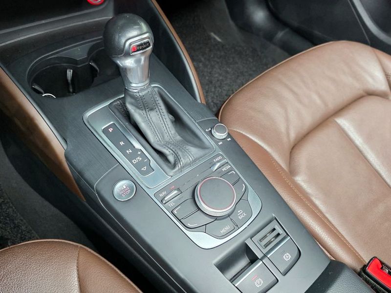 2015 Audi A3 25 TDI Dynamic 8V photo 9