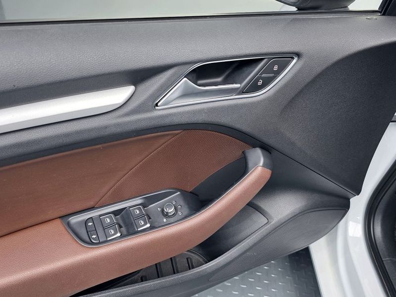 2015 Audi A3 25 TDI Dynamic 8V photo 17