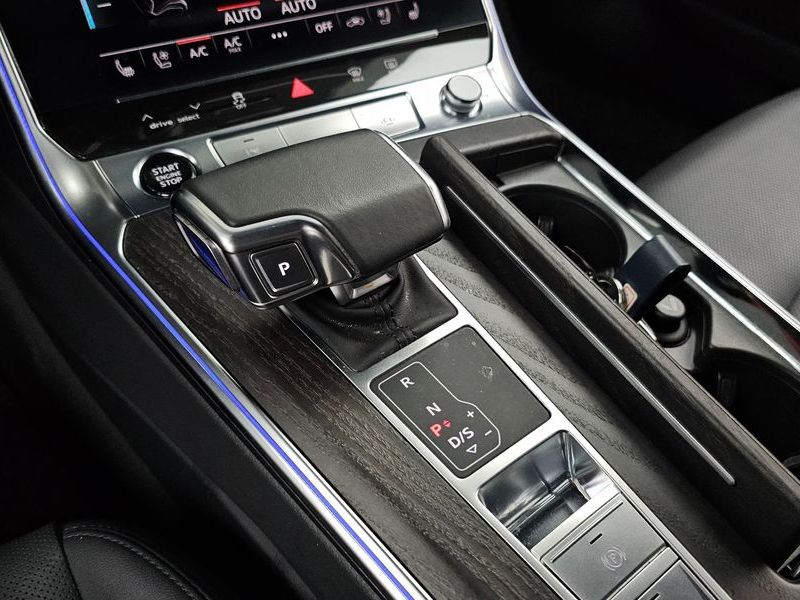 2021 Audi A6 45 TFSI Quattro Premium photo 9