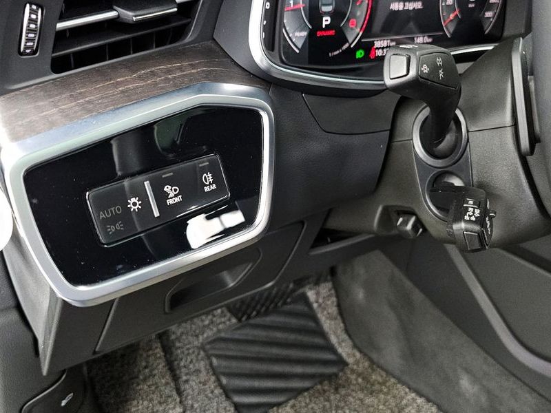 2021 Audi A6 45 TFSI Quattro Premium photo 30
