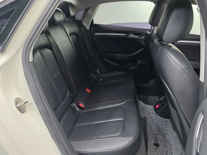2015 Audi A3 35 TDI Dynamic 8V photo 11