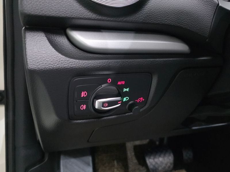 2015 Audi A3 35 TDI Dynamic 8V photo 19