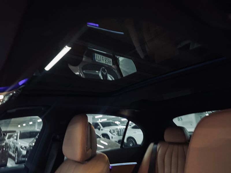 2026 Mercedes-Benz E-Class E300 4MATIC Exclusive photo 17