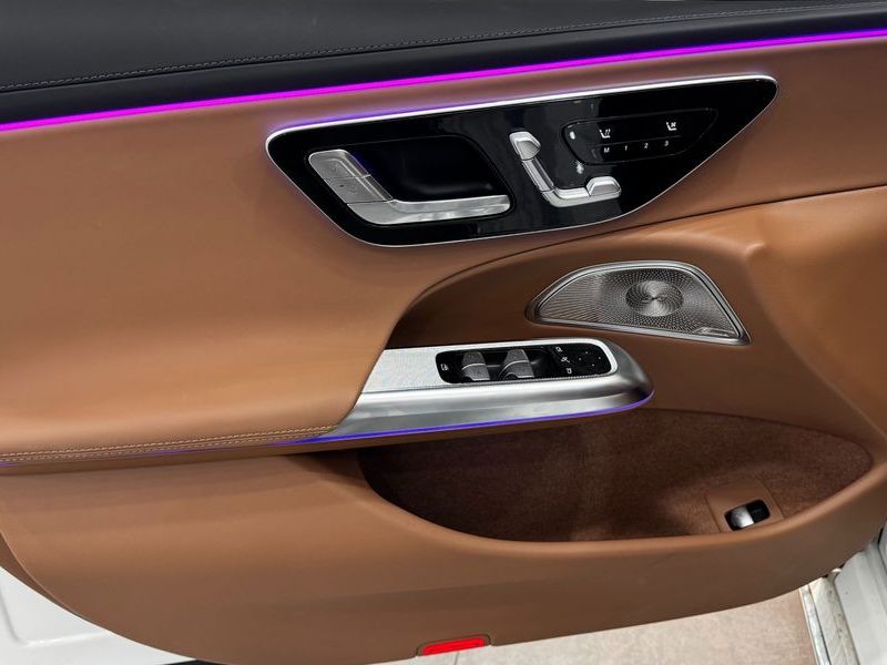 2026 Mercedes-Benz E-Class E450 4MATIC Exclusive photo 13