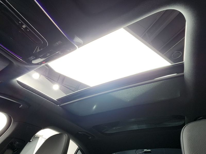 2026 Mercedes-Benz E-Class E300 4MATIC Exclusive photo 18