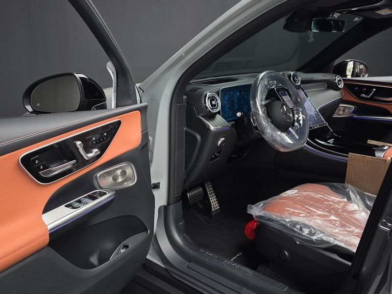 2026 Mercedes-Benz C-Class GLC 300 4MATIC Avantgarde photo 10