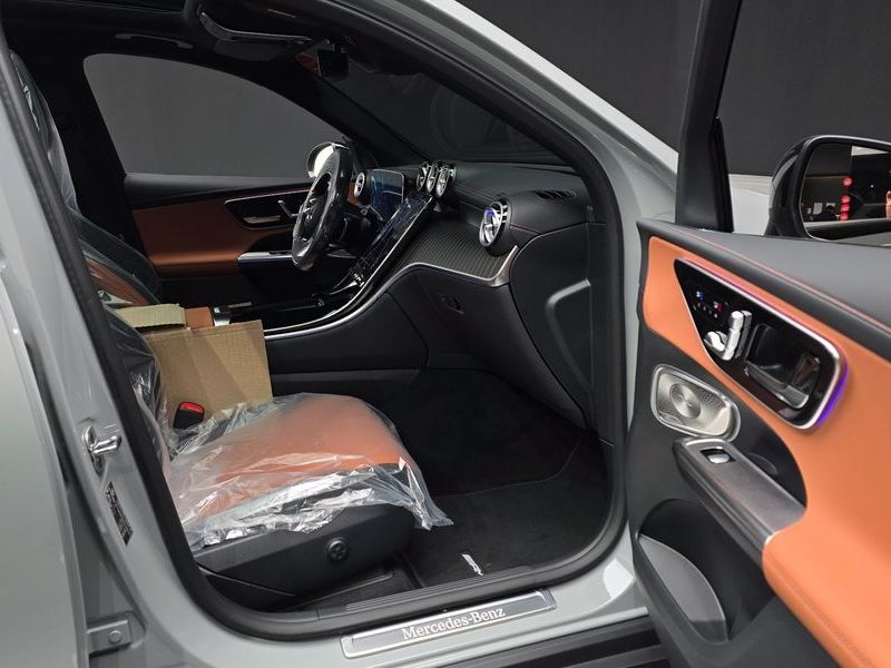 2026 Mercedes-Benz C-Class GLC 300 4MATIC Avantgarde photo 11