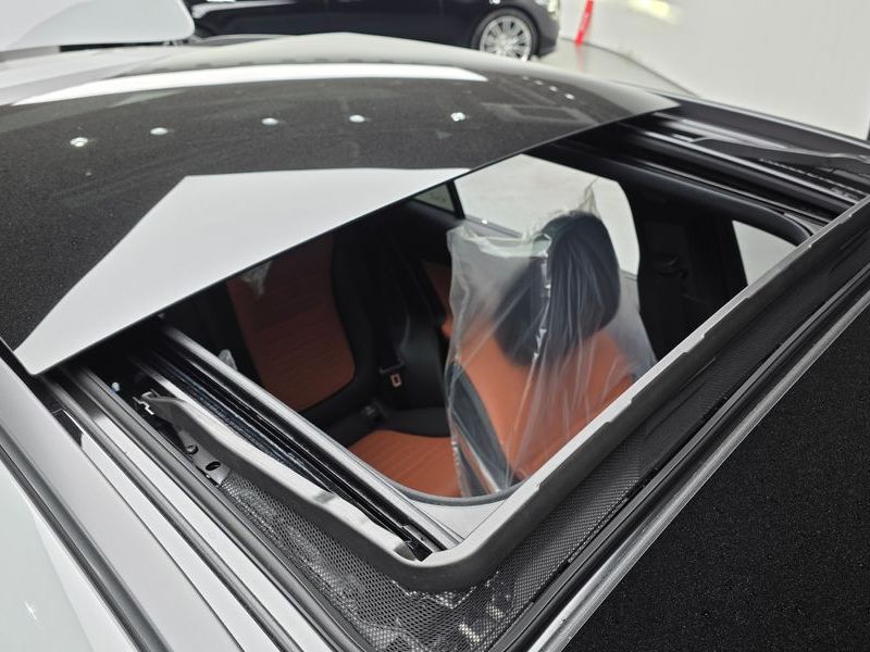 2026 Mercedes-Benz C-Class GLC 300 4MATIC Avantgarde photo 19