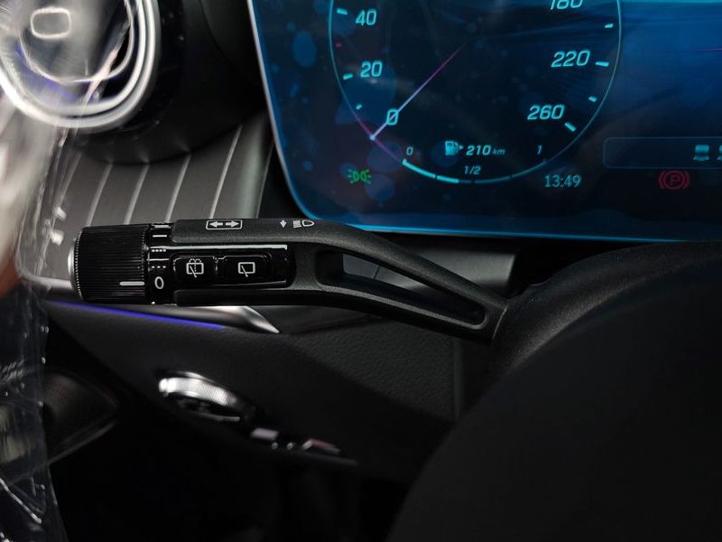 2026 Mercedes-Benz C-Class GLC 300 4MATIC Avantgarde photo 29