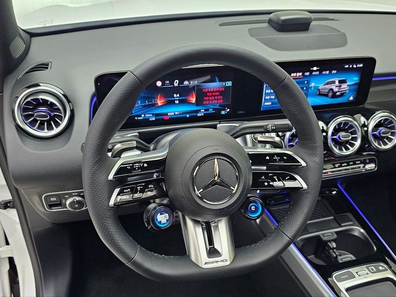 2026 Mercedes-Benz B-Class AMG GLB35 4MATIC photo 13