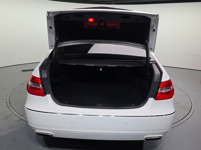 2013 Mercedes-Benz E-Class E220 CDI Avantgarde photo 20