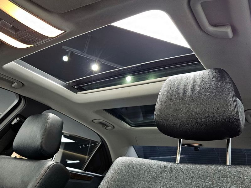 2012 Mercedes-Benz E-Class E300 Elegance photo 19