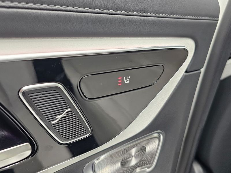 2026 Mercedes-Benz C-Class GLC300 4MATIC AMG Line photo 28