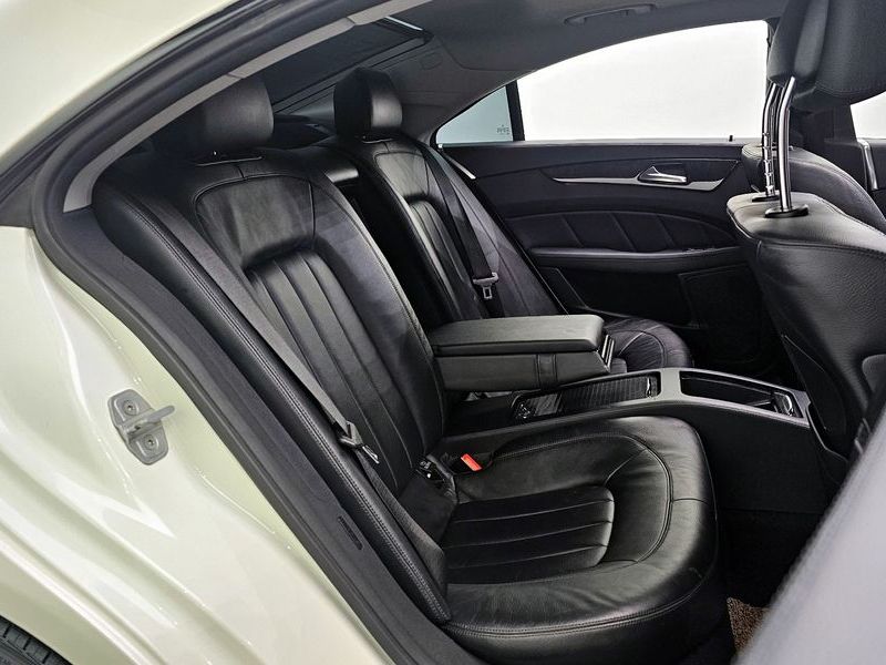 2012 Mercedes-Benz S-Class CLS350 BlueEFFICIENCY photo 11