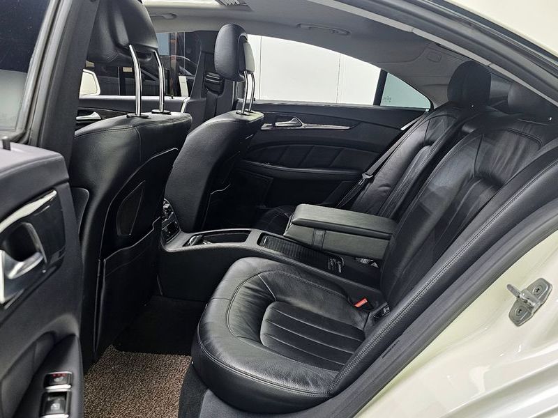 2012 Mercedes-Benz S-Class CLS350 BlueEFFICIENCY photo 12