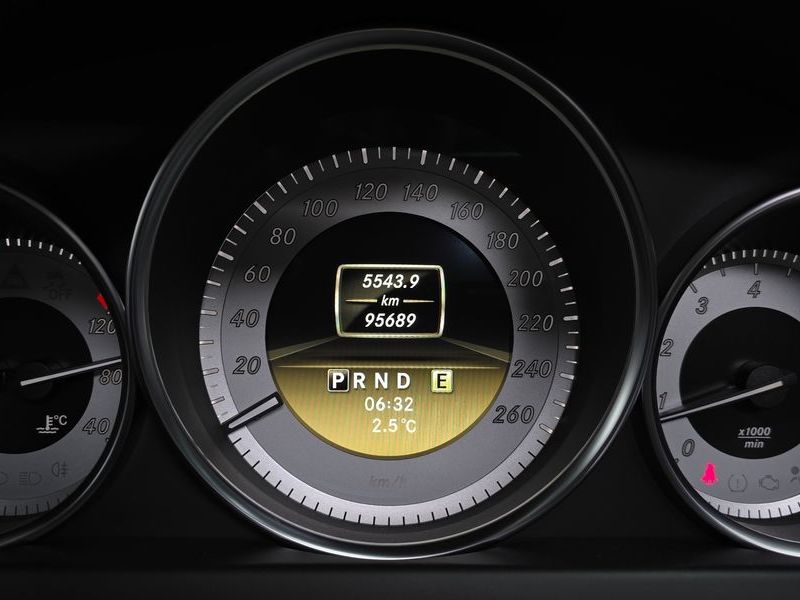2012 Mercedes-Benz C-Class C200 CGI AVANTGARDE photo 8