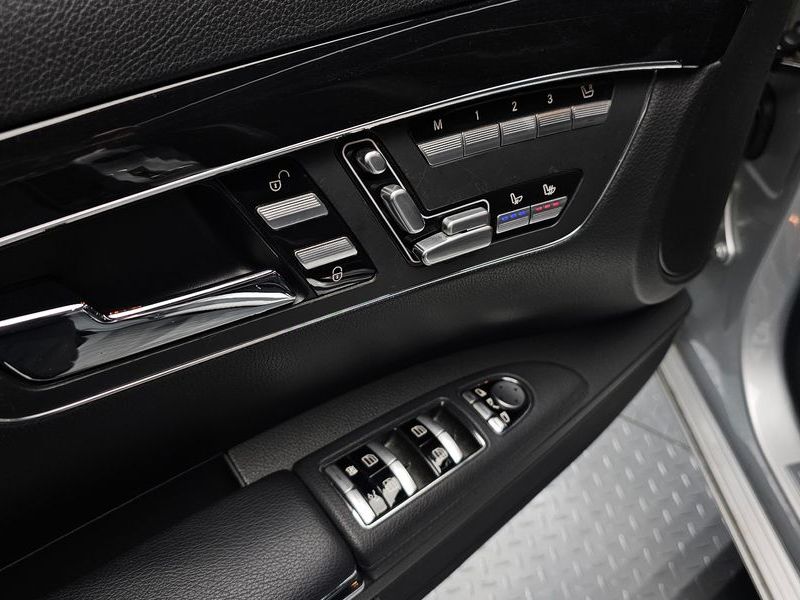 2012 Mercedes-Benz S-Class S350 BlueTEC photo 16
