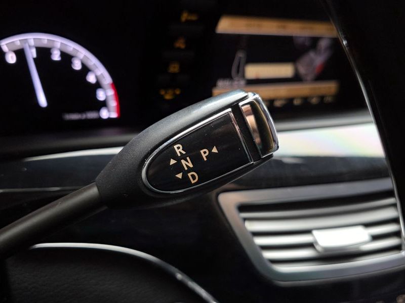2012 Mercedes-Benz S-Class S350 BlueTEC photo 9