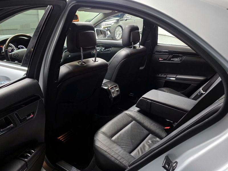 2012 Mercedes-Benz S-Class S350 BlueTEC photo 11