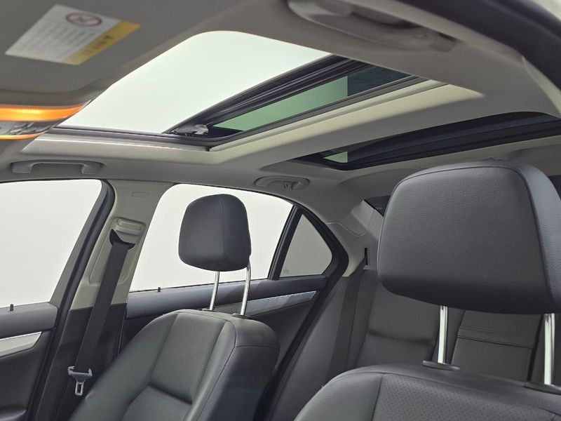 2012 Mercedes-Benz C-Class C200 CGI AVANTGARDE photo 16