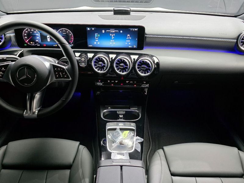 2025 Mercedes-Benz A-Class A220 Hatchback photo 7
