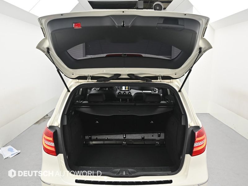 2013 Mercedes-Benz B-Class B200 CDI Blue efficiency Sport pack photo 19