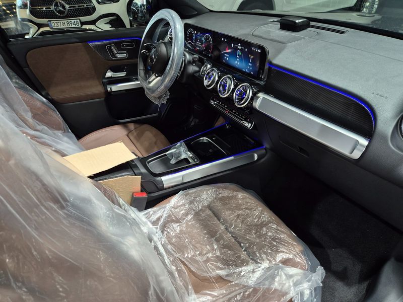 2026 Mercedes-Benz B-Class AMG GLB35 4MATIC photo 17