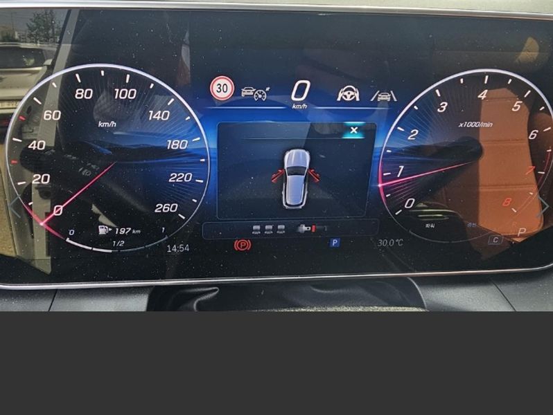 2026 Mercedes-Benz C-Class GLC 300 4MATIC Avantgarde photo 15