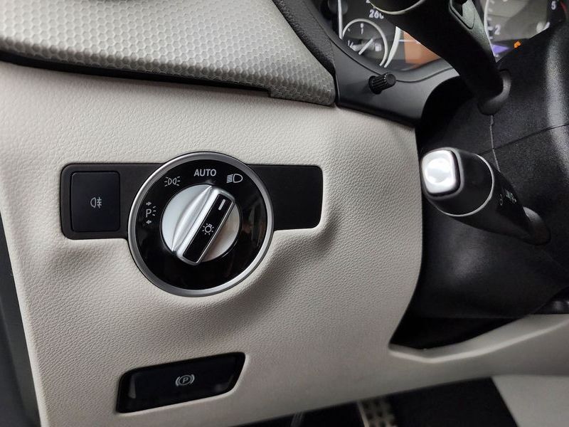 2013 Mercedes-Benz B-Class B200 CDI Blue efficiency Sport pack photo 15