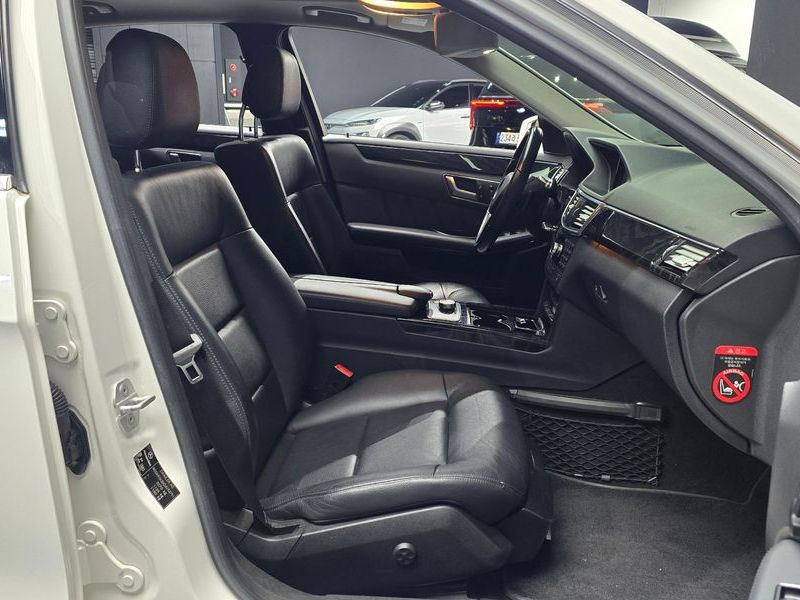 2013 Mercedes-Benz E-Class E220 CDI Avantgarde photo 10