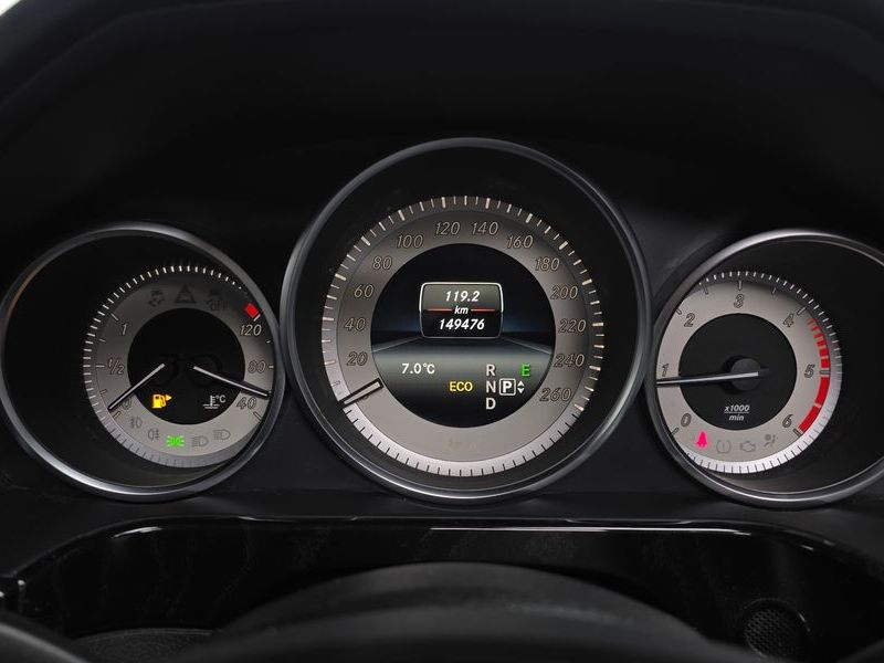 2014 Mercedes-Benz E-Class E220 CDI Avantgarde photo 8