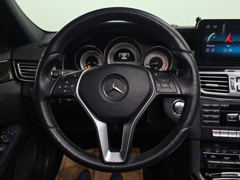 2014 Mercedes-Benz E-Class E220 CDI Avantgarde photo 13