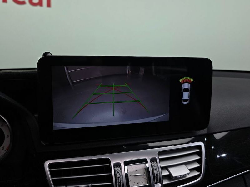 2014 Mercedes-Benz E-Class E220 CDI Avantgarde photo 16