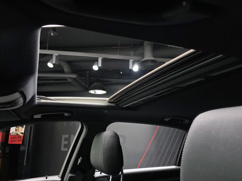 2014 Mercedes-Benz E-Class E220 CDI Avantgarde photo 18