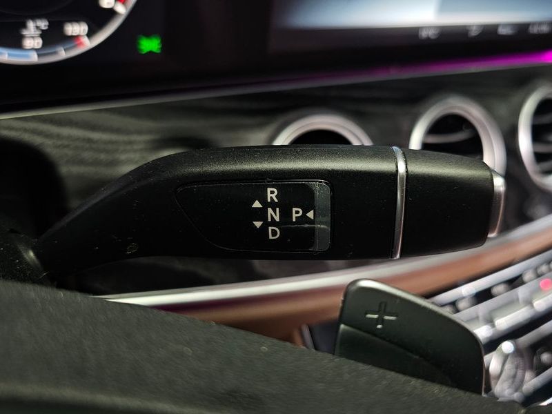 2018 Mercedes-Benz E-Class E300 4MATIC Avnatgarde photo 9