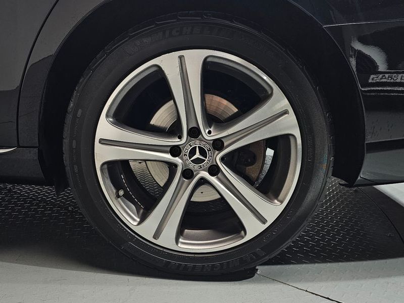 2018 Mercedes-Benz E-Class E300 4MATIC Avnatgarde photo 21