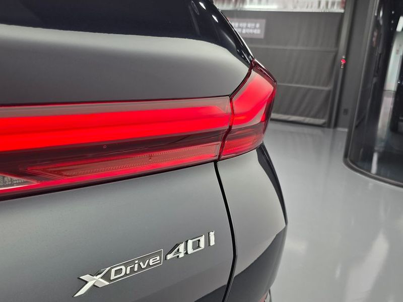 2026 BMW X6 xDrive40i M Sport photo 23