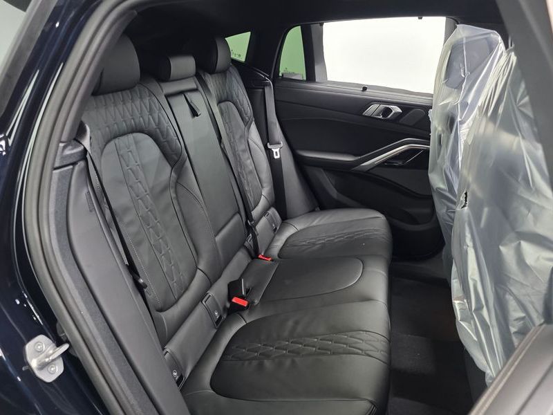 2026 BMW X6 xDrive40i M Sport photo 26