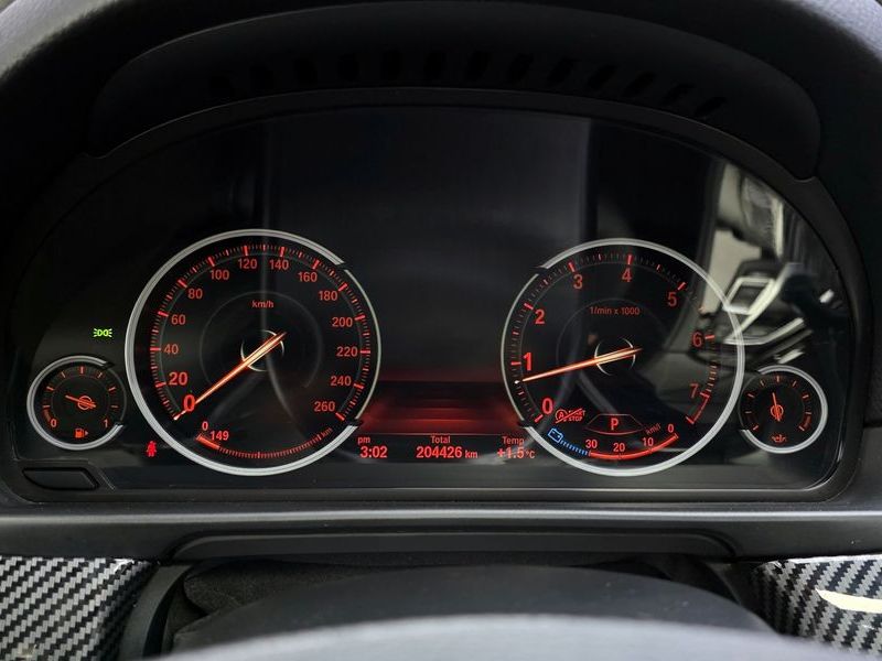 2013 BMW 5 Series 528i photo 8