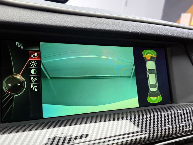 2013 BMW 5 Series 528i photo 15