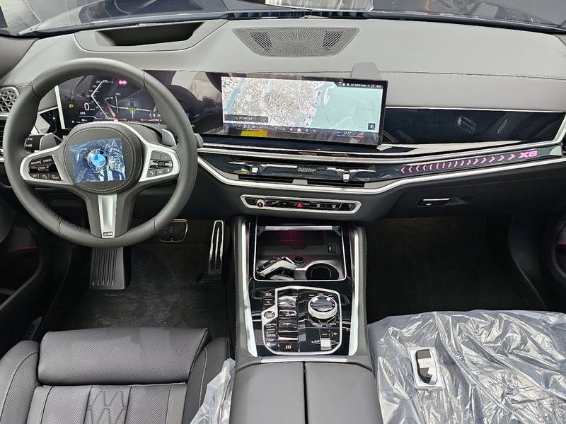 2026 BMW X6 xDrive40i M Sport photo 7