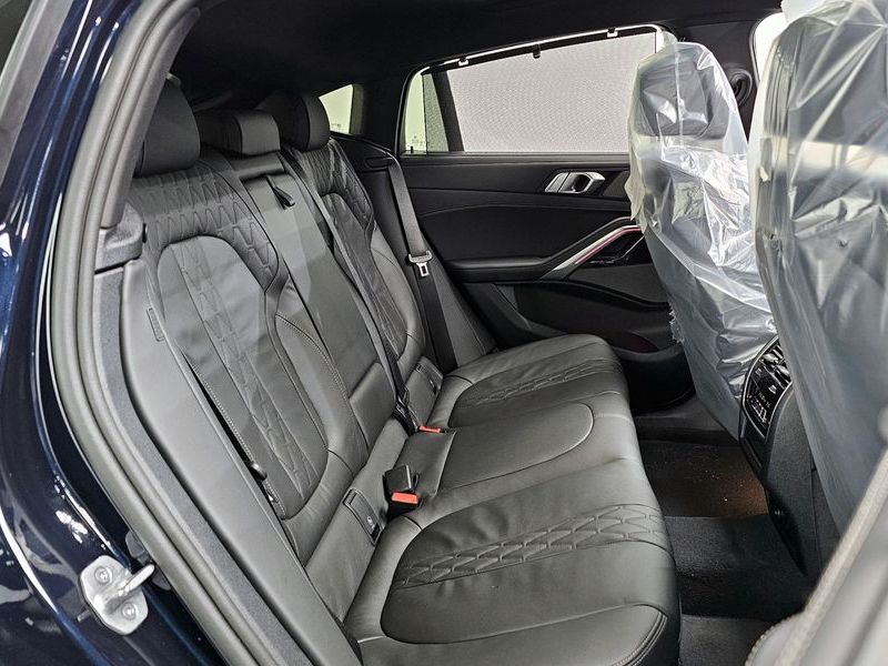 2026 BMW X6 xDrive40i M Sport photo 11