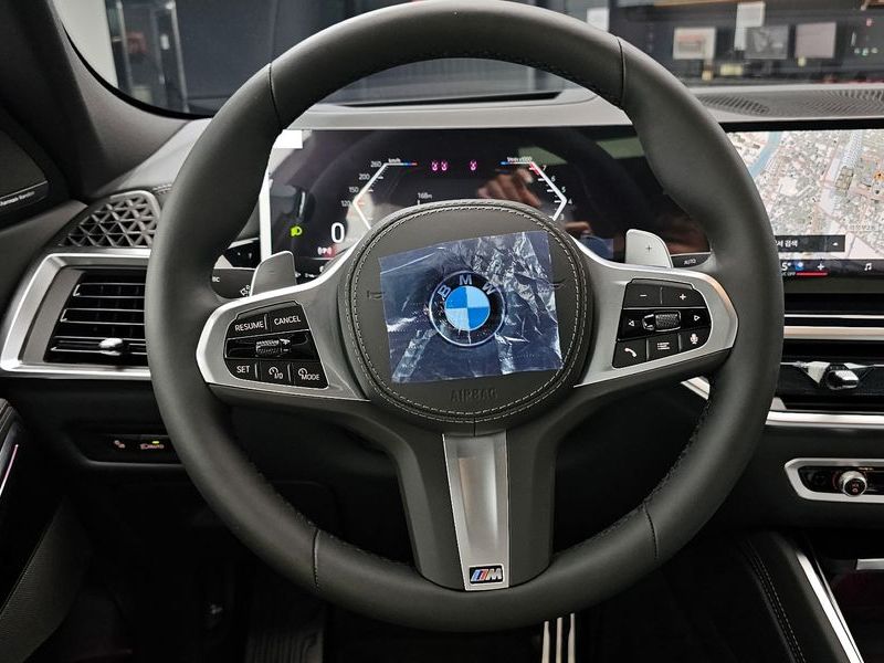2026 BMW X6 xDrive40i M Sport photo 14