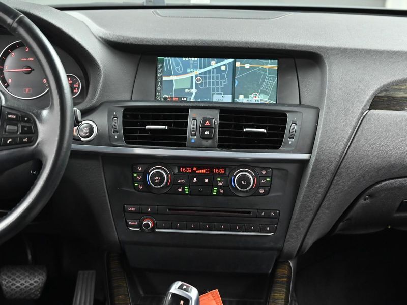 2013 BMW X3 xDrive 20d High photo 14