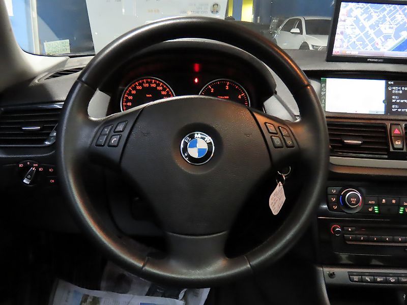 2013 BMW X1 xDrive 25d photo 11