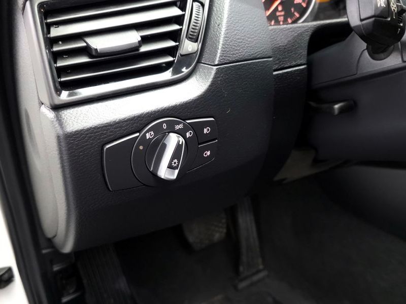 2013 BMW X1 xDrive 20d photo 18