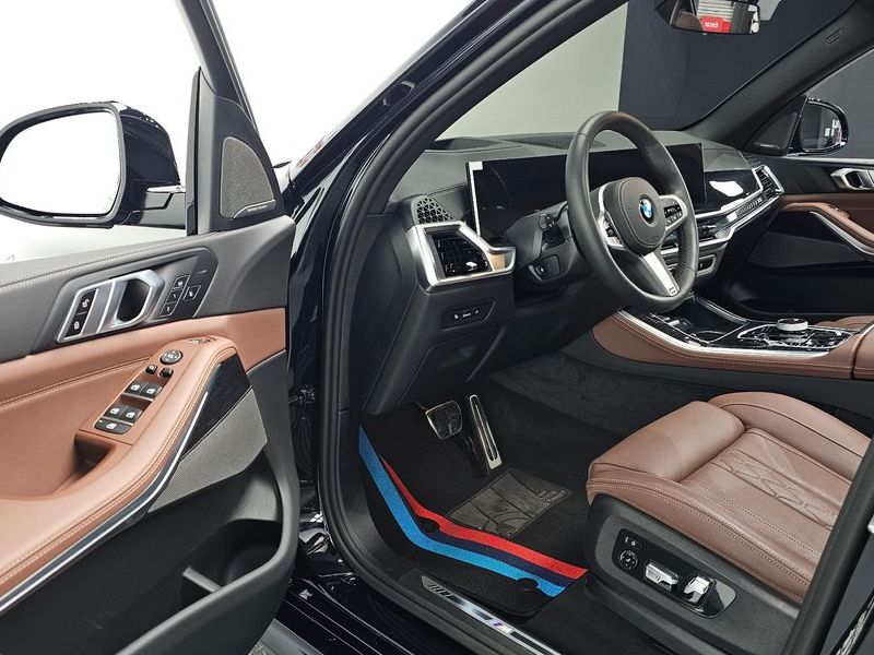 2026 BMW X5 xDrive 30d M Sport photo 11