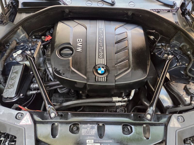 2013 BMW 5 Series GT ED Edition photo 20