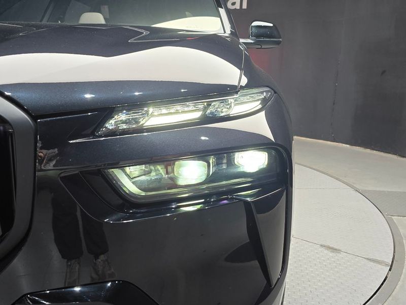 2026 BMW X7 xDrive 40i M Sport 7STR photo 22