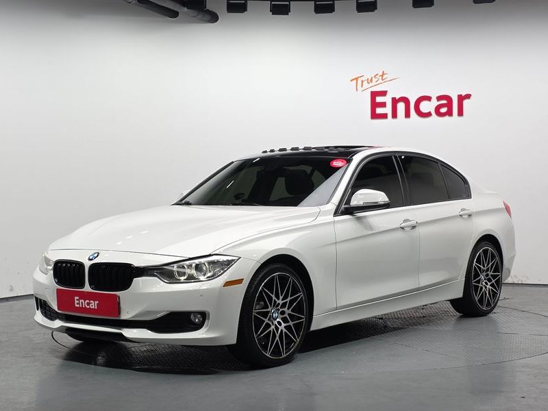2013 BMW 3 Series 320d photo 1